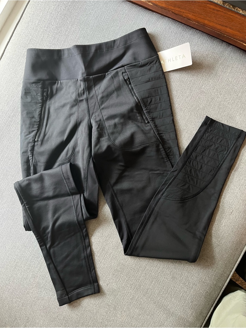 Athleta Kids Black Quilted Panel Performance Leggings